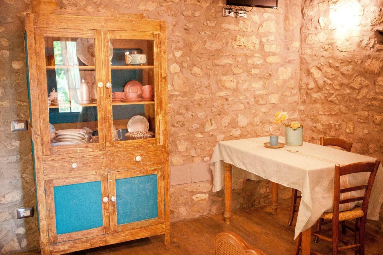 Il Pievano B&B กัมปีลยา มาริตติมา ภายนอก รูปภาพ